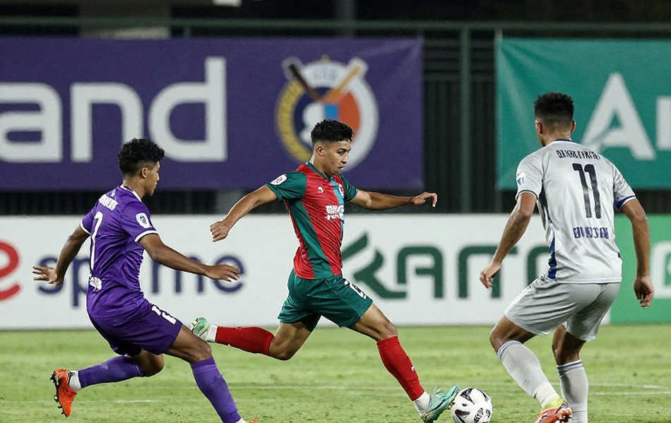 Thailand Benches Chanathip for Vietnam Clash: The Three-Day Fixture Puzzle in Group B Thailand Benches Chanathip for Vietnam Clash: The Three-Day Fixture Puzzle in Group B