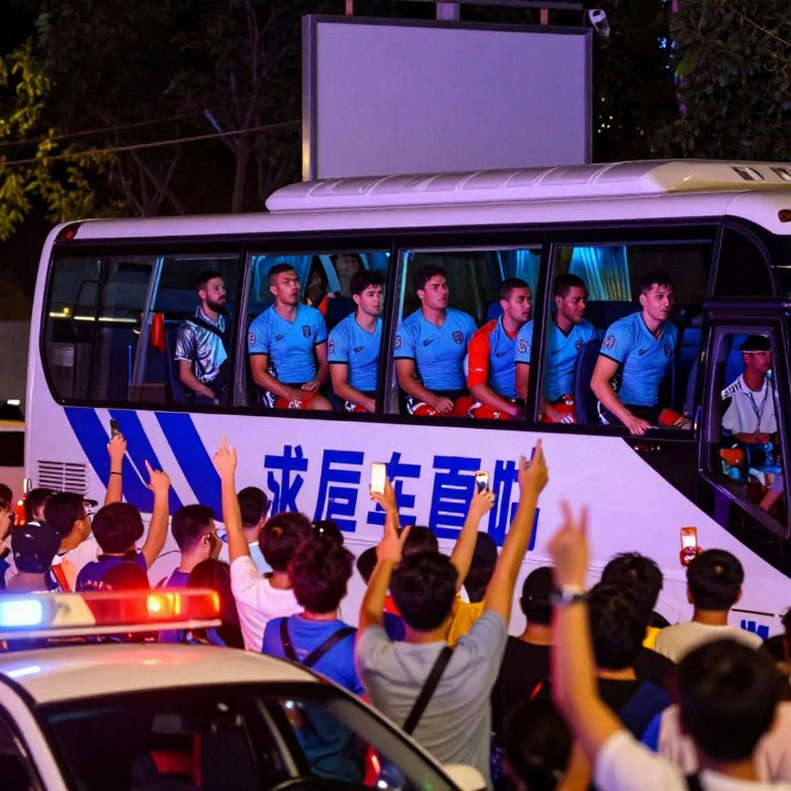 Vietnam Missing Both Pham Gia Hung and Xuan Son Before Decisive Clash With Pakistan: A Gap That Belief Cannot Fill Vietnam Missing Both Pham Gia Hung and Xuan Son Before Decisive Clash With Pakistan: A Gap That Belief Cannot Fill