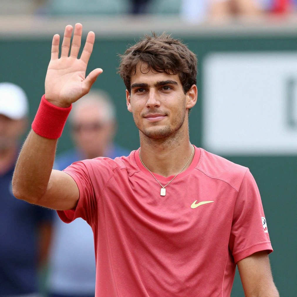 Alcaraz trở lại Laver Cup sau 4 tháng nghỉ cổ tay: Trận đôi 6-4, 6-4 và khoảng trống dữ liệu