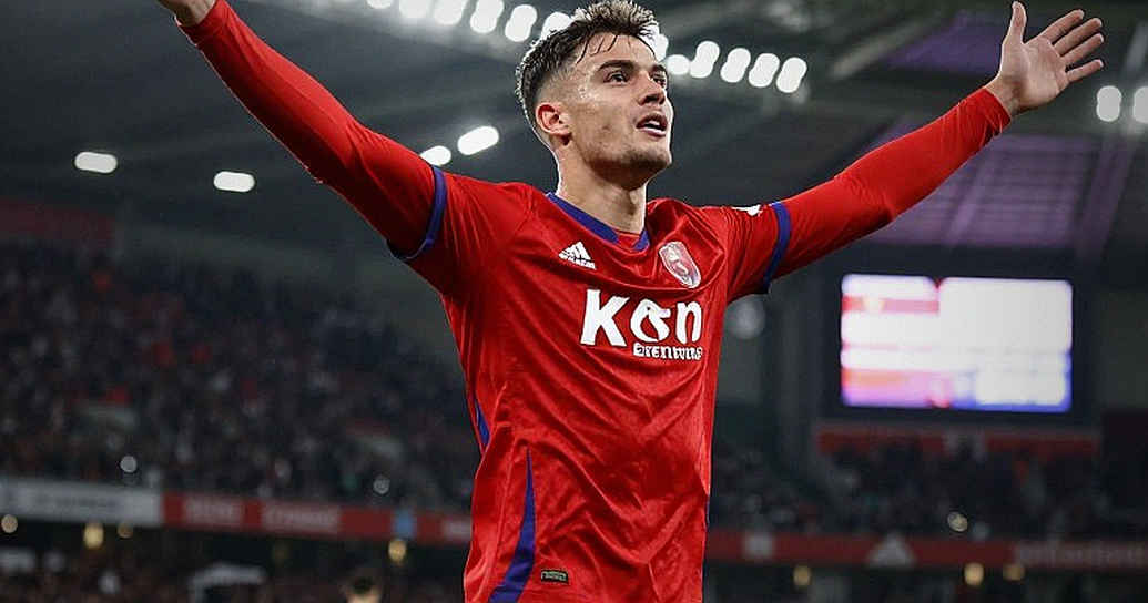 The 55th Minute in Linz: An Equalizer, a Celebration, and the Red Card That Split the Match The 55th Minute in Linz: An Equalizer, a Celebration, and the Red Card That Split the Match