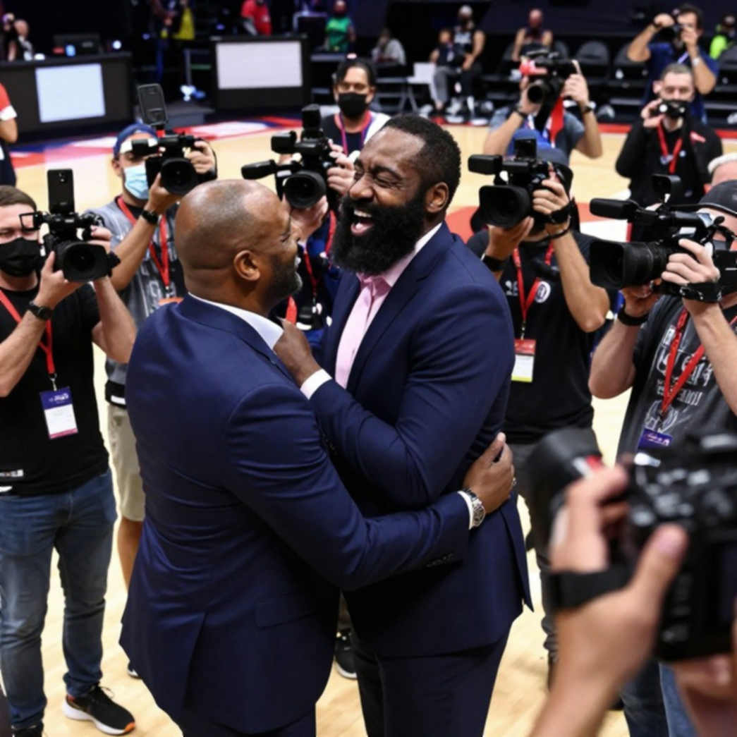When Data Falls Silent: The Craft of Decoding Basketball Injuries in the Age of Fake News When Data Falls Silent: The Craft of Decoding Basketball Injuries in the Age of Fake News