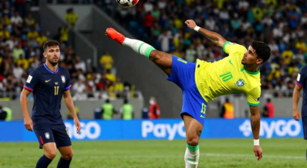 Balmont and the Paradox of the Rhythm-Keeper: When the Midfield Needs No Hero Balmont and the Paradox of the Rhythm-Keeper: When the Midfield Needs No Hero