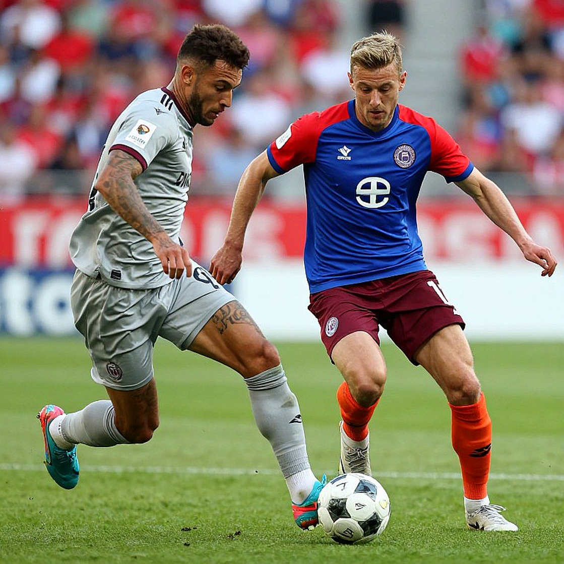 Vé khách 30 euro và 300 chỗ ngồi: LaLiga vá được giá, chưa vá được sự khan hiếm