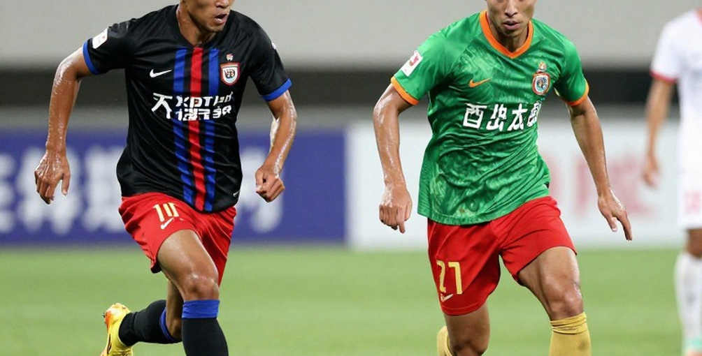 Le Giang Patrik and the Paradox of a 34-Year-Old Goalkeeper: How FIFA Framed Him as 'Number One' Before ASEAN Cup 2026