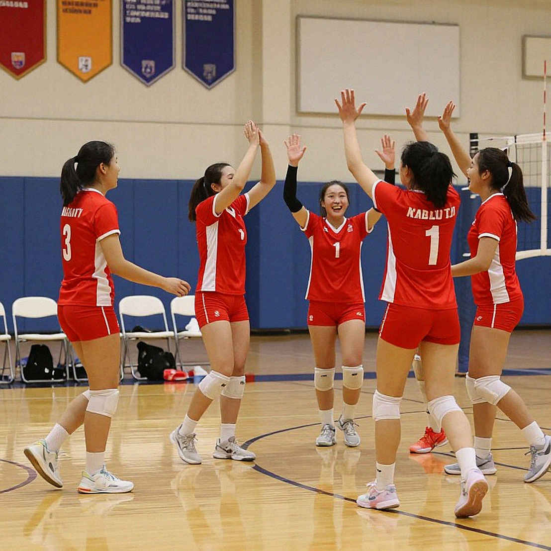 Phần Lan hạ Ý 3-2 ở tứ kết EuroVolley 2026: Cú lật đổ thật, nhưng biên độ chỉ bốn điểm Phần Lan hạ Ý 3-2 ở tứ kết EuroVolley 2026: Cú lật đổ thật, nhưng biên độ chỉ bốn điểm