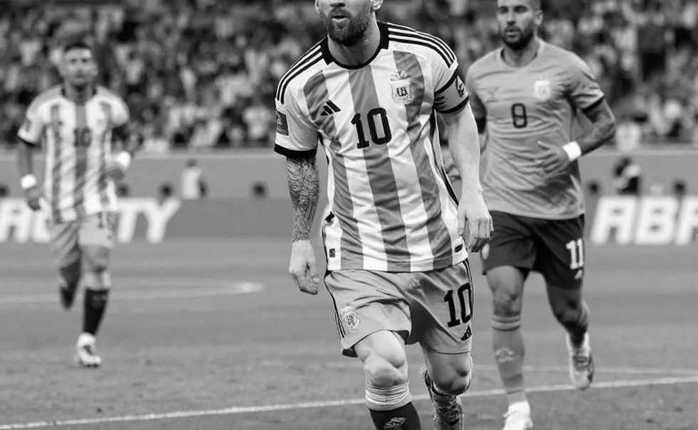 Al-Dawsari Suffers Foot-Joint Pain Before the Clasico: Al-Hilal Enter the Derby Without Their Captain Al-Dawsari Suffers Foot-Joint Pain Before the Clasico: Al-Hilal Enter the Derby Without Their Captain