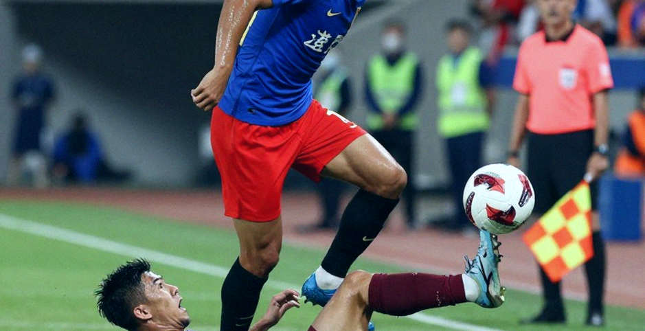 Nữ Việt Nam 0-2 Nhật Bản trong hiệp một: hiệu số bàn thua mới là trận đấu thật của bảng E Nữ Việt Nam 0-2 Nhật Bản trong hiệp một: hiệu số bàn thua mới là trận đấu thật của bảng E